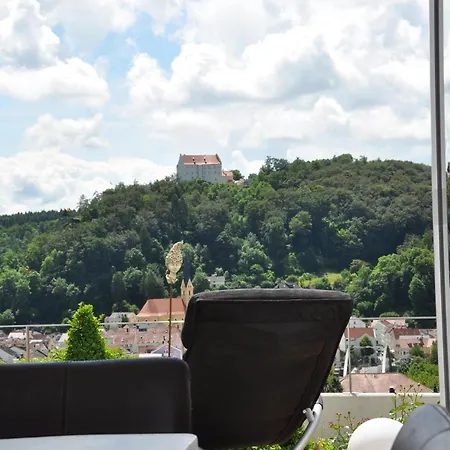 Burgenblick Mit Blick Auf *