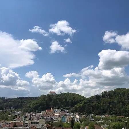 Burgenblick Mit Blick Auf *