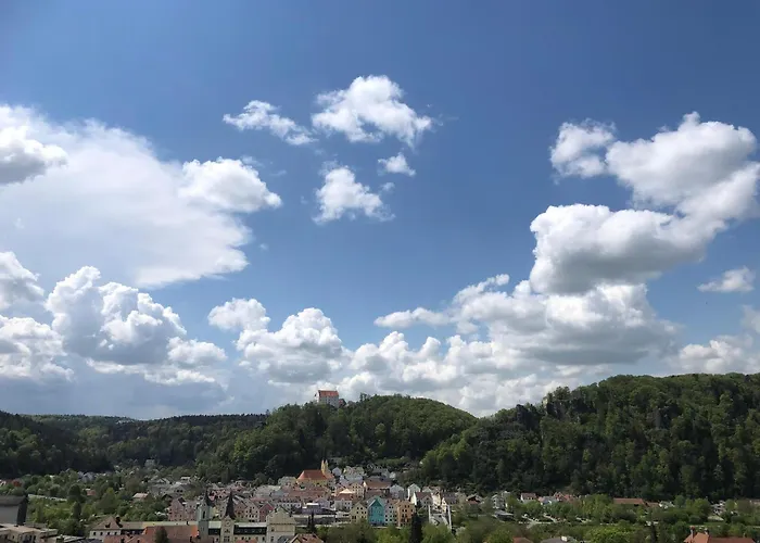Burgenblick Mit Blick Auf *